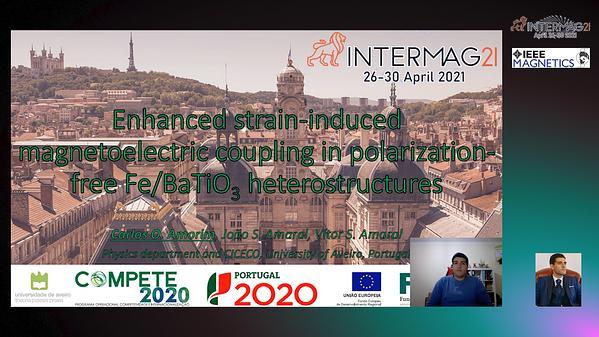 Enhanced strain-induced magnetoelectric coupling in polarization-free Fe/BaTiO3 heterostructures